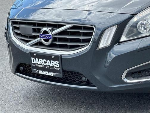 2013 Volvo S60 T5 Platinum
