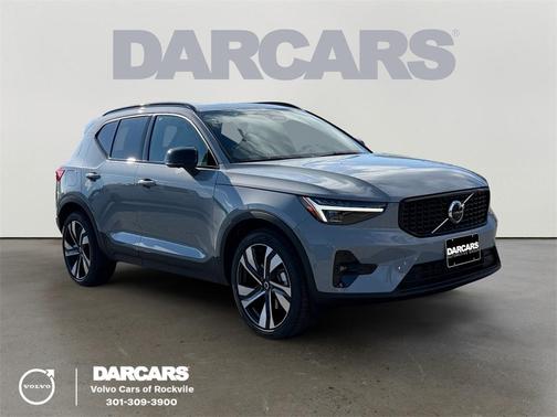2026 Volvo XC40 B5 Ultra