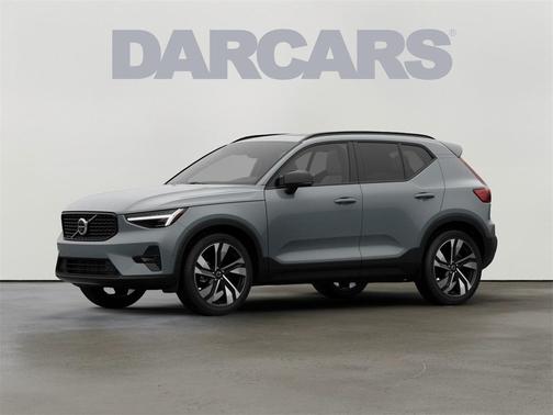 2026 Volvo XC40 B5 Ultra