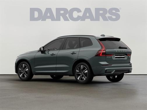 2026 Volvo XC60 B5 Plus