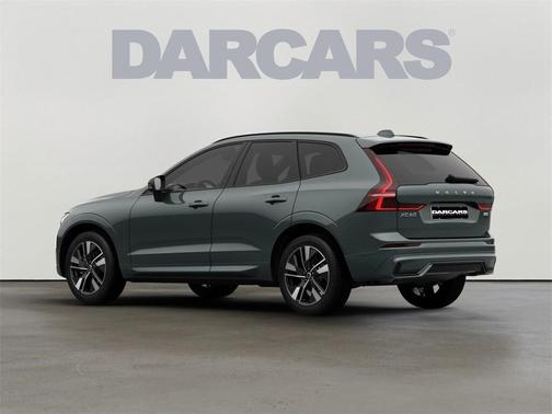 2026 Volvo XC60 B5 Plus