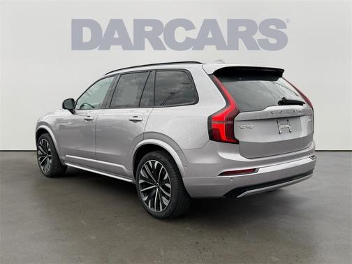 2026 Volvo XC90 B6 Ultra Dark Theme 7-Seater