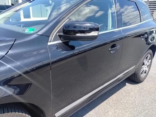 2015 Volvo XC60 T6 Platinum