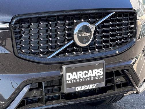 2025 Volvo XC60 B5 Ultra