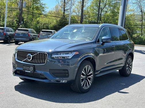 2022 Volvo XC90 T6 Momentum 6 Passenger
