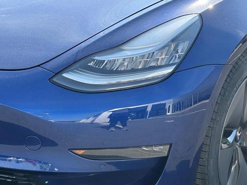 2018 Tesla Model 3 Performance