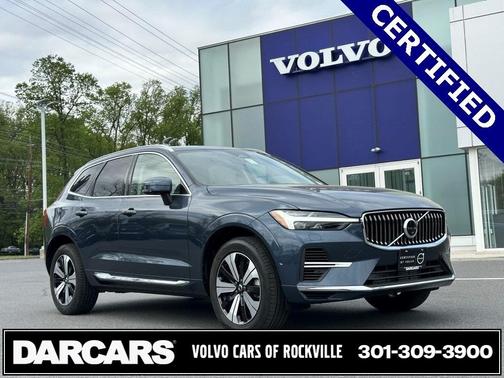 2023 Volvo XC60 Recharge Plug-In Hybrid T8 Plus Bright Theme