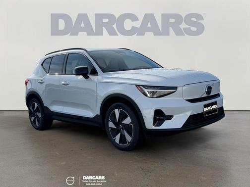 2026 Volvo EX40 Twin Motor Plus