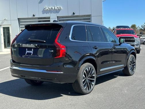 2025 Volvo XC90 Plug-In Hybrid T8 Plus 7-Seater