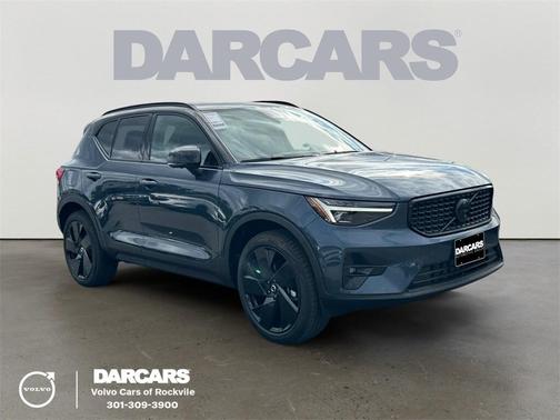 2026 Volvo XC40 B5 Ultra Black Edition