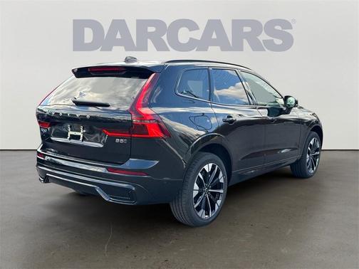 2026 Volvo XC60 B5 Ultra
