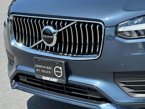 2022 Volvo XC90 T5 Momentum 7 Passenger