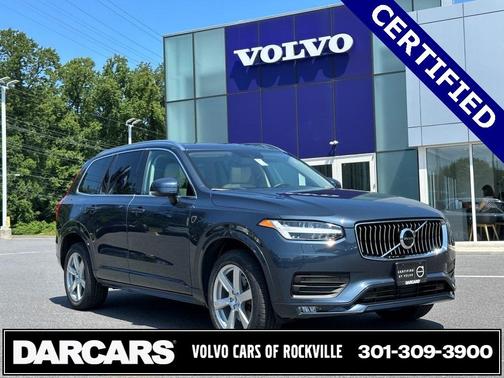 2022 Volvo XC90 T5 Momentum 7 Passenger