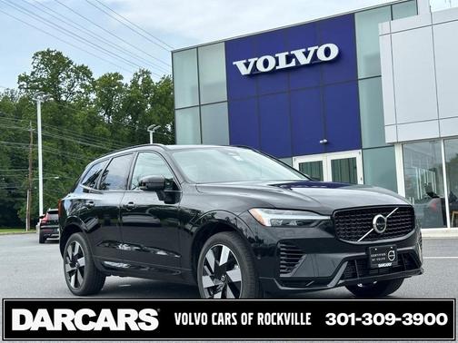 2023 Volvo XC60 Recharge Plug-In Hybrid T8 Ultimate Dark Theme
