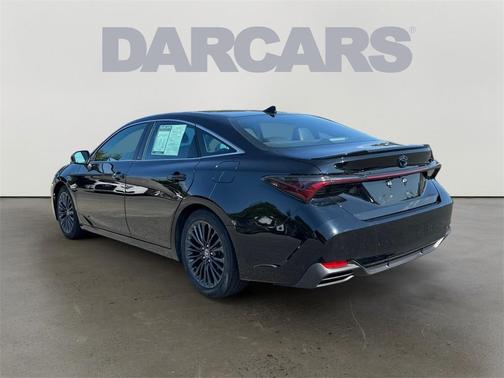 2021 Toyota Avalon Hybrid XSE