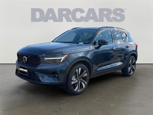 2026 Volvo XC40 B5 Ultra