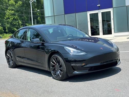 2023 Tesla Model 3 Performance