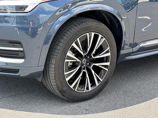 2023 Volvo XC90 Recharge Plug-In Hybrid T8 Plus Bright Theme 7 Passenger