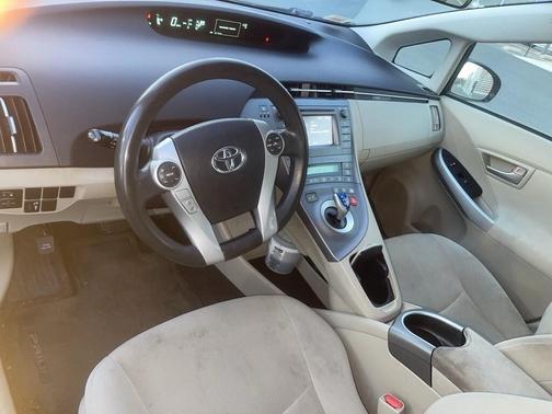 2014 Toyota Prius Two