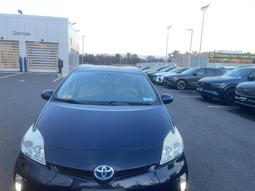 2014 Toyota Prius Two