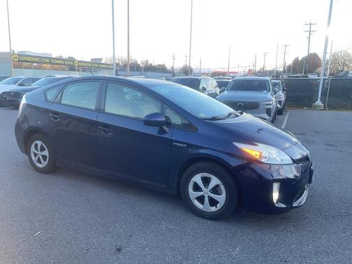 2014 Toyota Prius Two