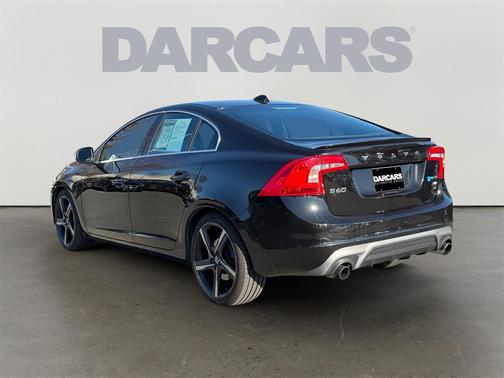 2016 Volvo S60 T6 R-Design Premier