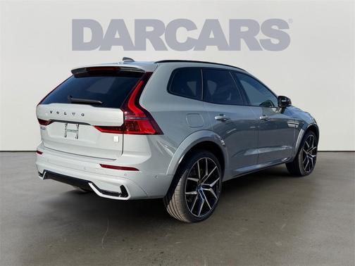 2026 Volvo XC60 Plug-In Hybrid T8 Polestar Engineered