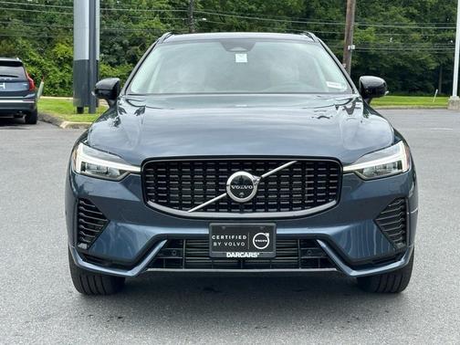 2025 Volvo XC60 Plug-In Hybrid T8 Plus