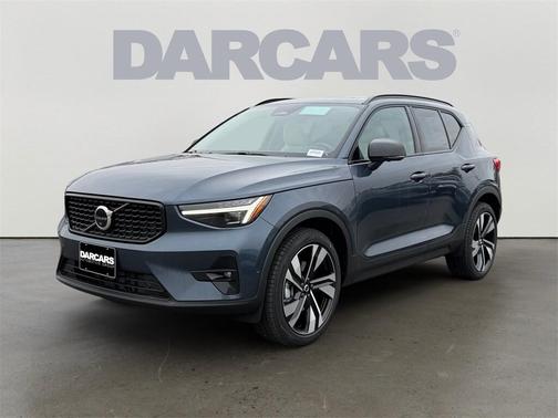 2026 Volvo XC40 B5 Ultra