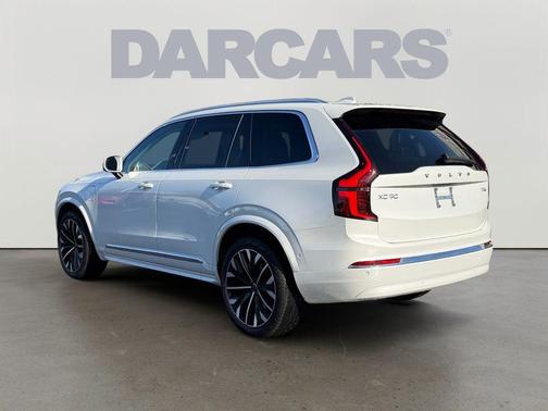 2025 Volvo XC90 Plug-In Hybrid T8 Plus 7-Seater