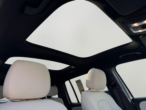 2025 Mercedes-Benz GLB 250 Base 4MATIC