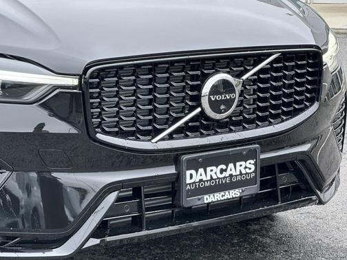 2025 Volvo XC60 Plug-In Hybrid T8 Plus
