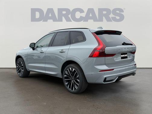 2026 Volvo XC60 B5 Ultra