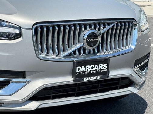 2025 Volvo XC90 B6 Plus 7-Seater