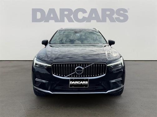 2023 Volvo XC60 Recharge Plug-In Hybrid T8 Ultimate Bright Theme