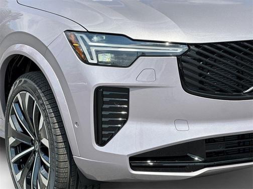 2026 Volvo XC90 B6 Ultra Dark Theme 7-Seater