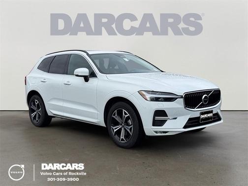 2022 Volvo XC60 B5 Momentum