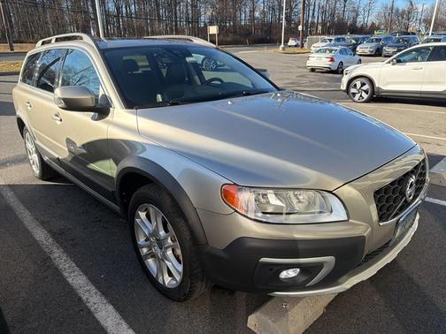 2016 Volvo XC70 T5 Premier