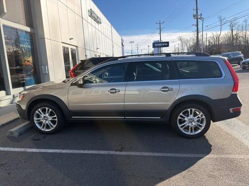 2016 Volvo XC70 T5 Premier