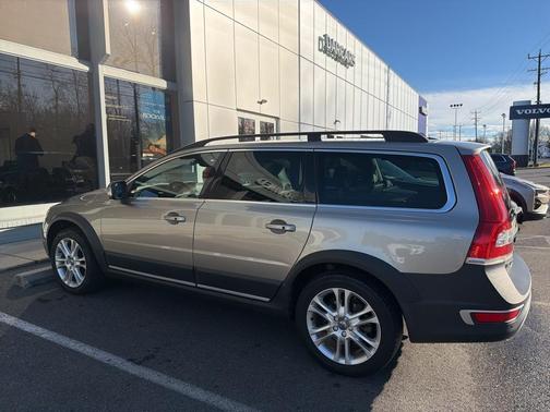 2016 Volvo XC70 T5 Premier