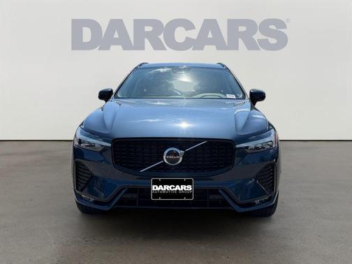 Denim Blue Metallic 2023 Volvo XC60 B5 Plus Dark Theme