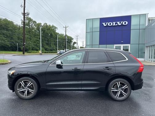 2019 Volvo XC60 T5 R-Design