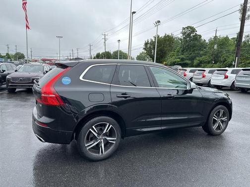 2019 Volvo XC60 T5 R-Design