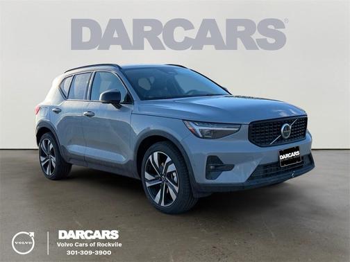 2026 Volvo XC40 B5 Ultra