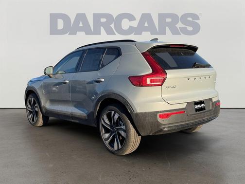 2026 Volvo XC40 B5 Ultra