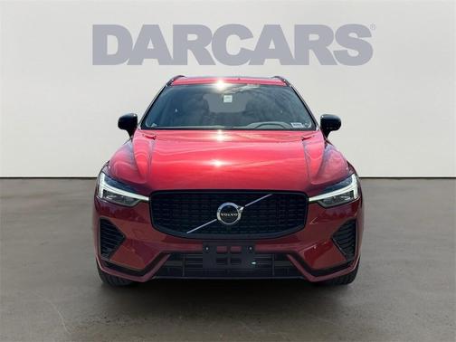 2024 Volvo XC60 Recharge Plug-In Hybrid T8 Plus Dark Theme