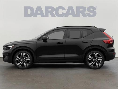 2026 Volvo XC40 B5 Ultra