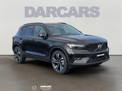 2026 Volvo XC40 B5 Ultra