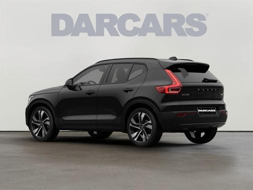 2026 Volvo XC40 B5 Ultra