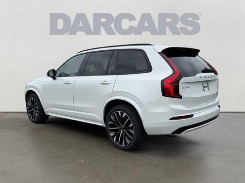 Crystal White Pearl 2026 Volvo XC90 B6 Ultra Dark Theme 6-Seater